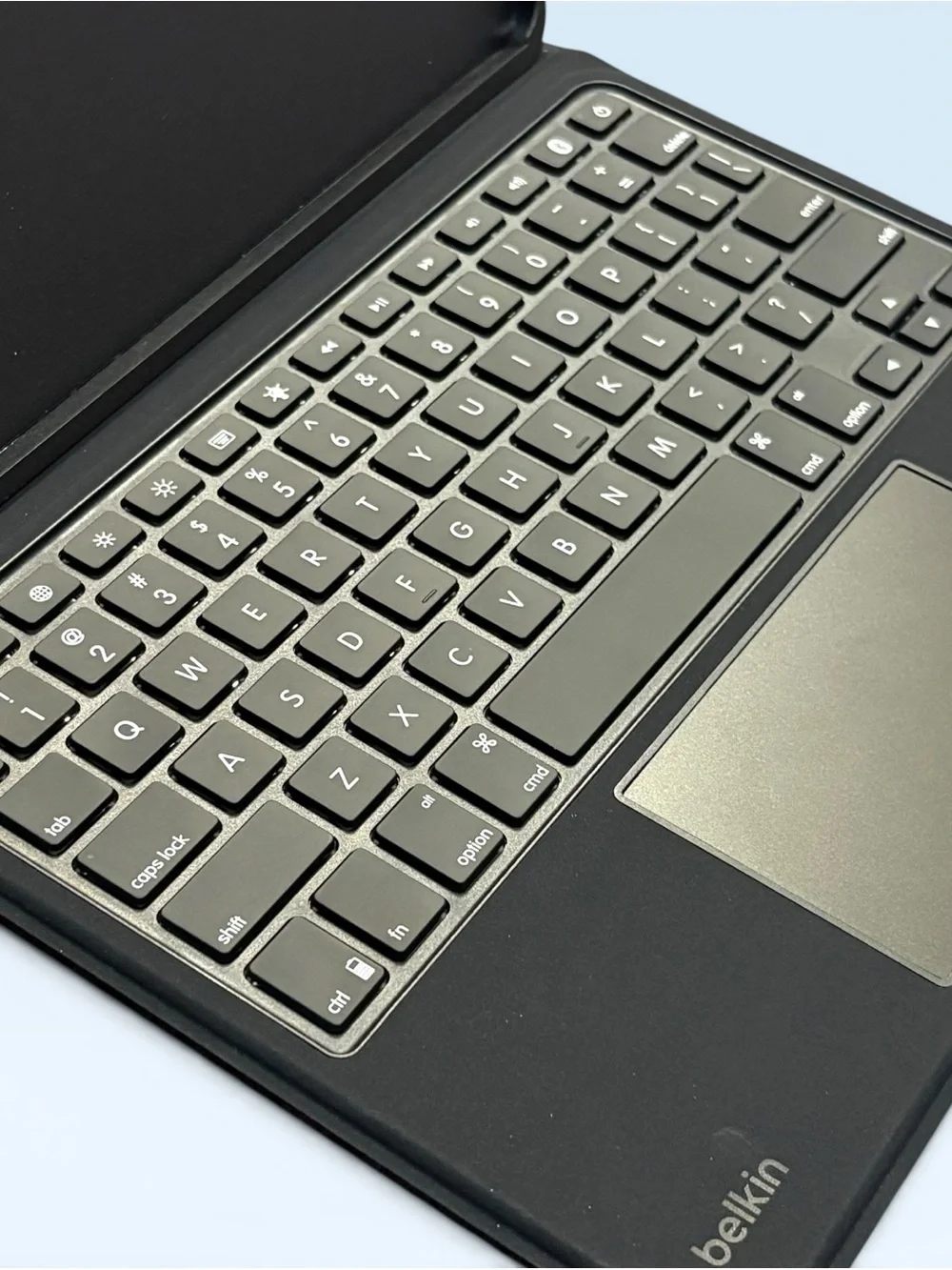 Belkin Keyboard Case w Trackpad Backlit Bluetooth iPad Air 10.9 iPad Pro 11